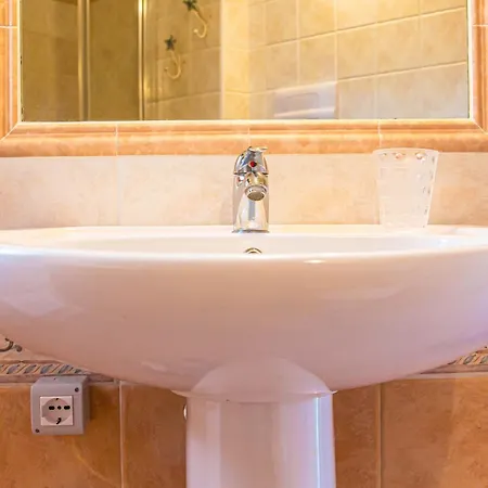 Apartment Con Giardino -